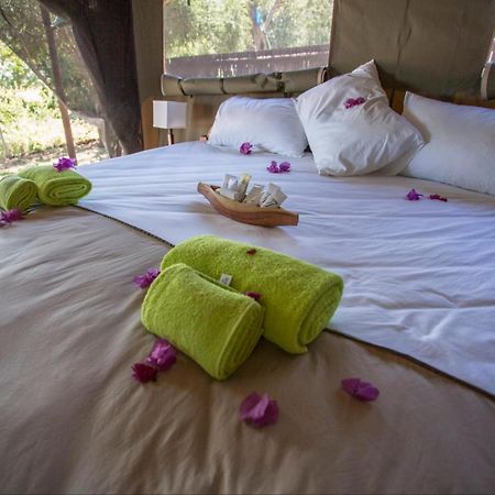 Kayova River Lodge Ndiyona Extérieur photo