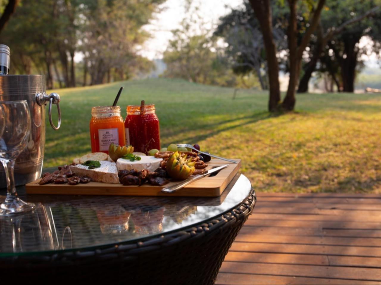 Kayova River Lodge Ndiyona Extérieur photo